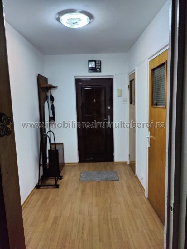vanzare apartament 3 camere, Favorit, cf 1, decomandat, parter/4, bloc reabilitat,           pret 122.000 EUR