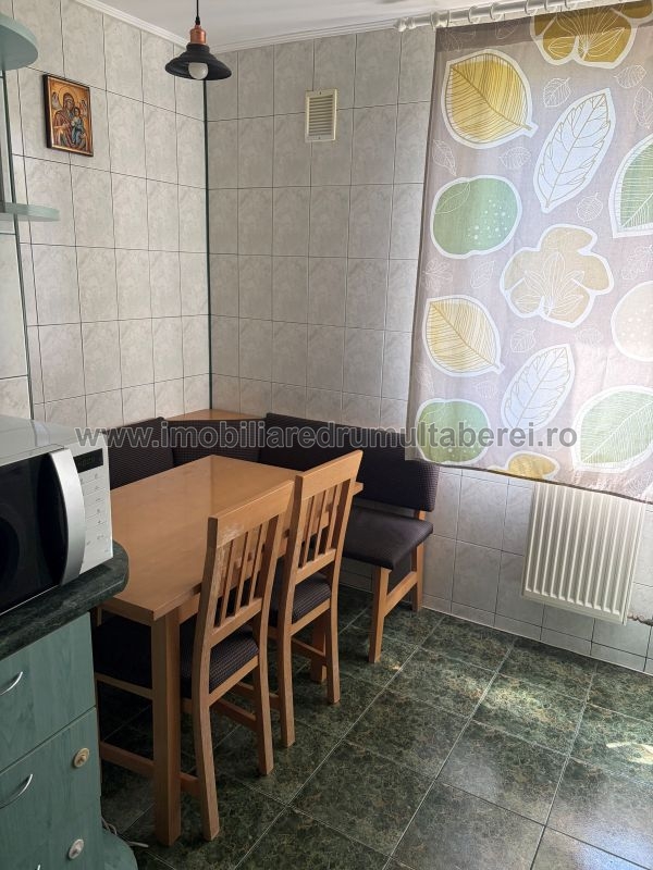 vanzare apartament 3 camere, Parc Drumul Taberei, Bucla, cf 1, etaj 3/4, semidecomandat,             pret 120.000 EUR
