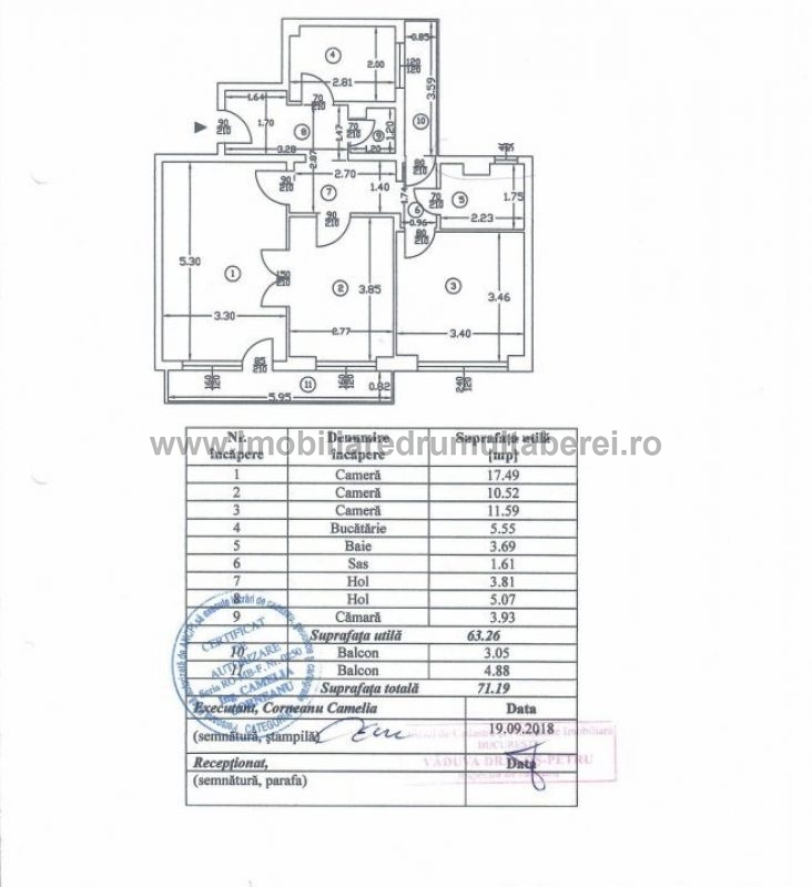 vanzare apartament 3 camere, Romancierilor, Metrou, cf 1, decomandat, etaj 10/10, 2 balcoane,        pret 90.000 EUR