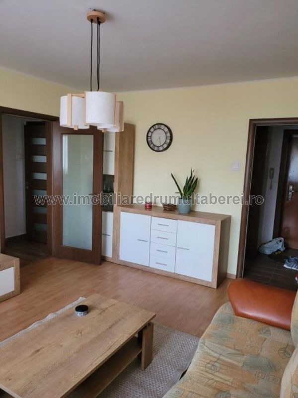 vanzare apartament 2 camere, Favorit, Metrou, cf 1, etaj 4/10, circular, bloc reabilitat,           pret 123.000 EUR